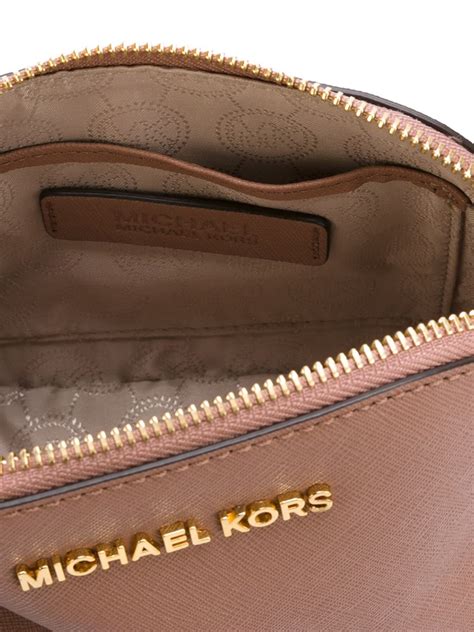 michael kors make up bags.